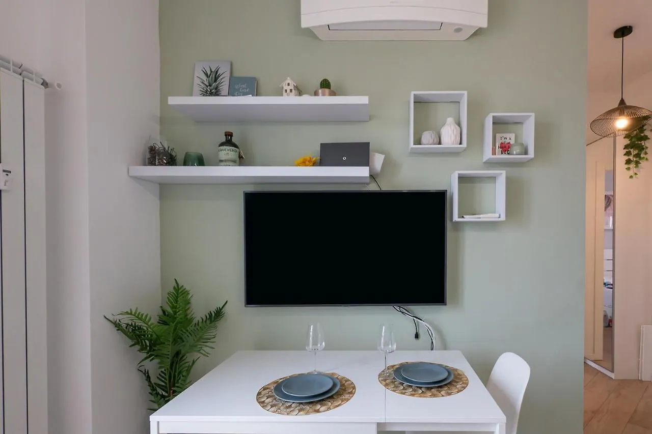 I Host Apartment - Alzaia 118 Milan