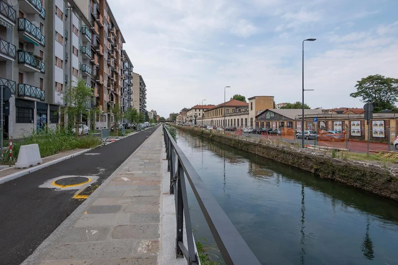 I Host Apartment - Alzaia 118 Milan Italy