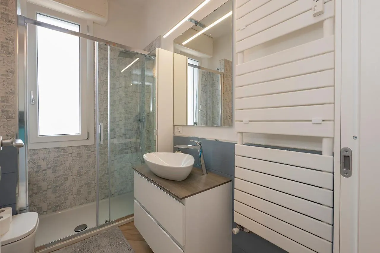 I Host Apartment - Alzaia 118 Milan Italy